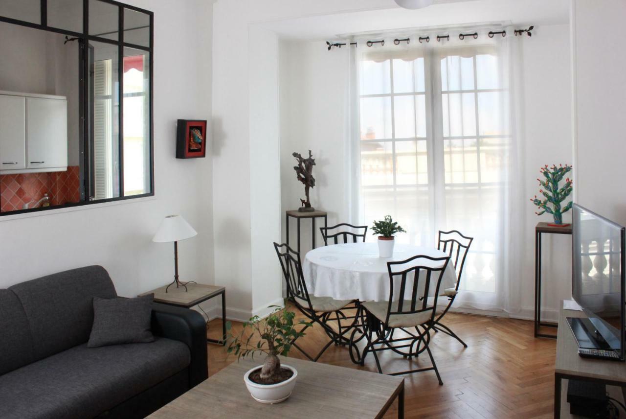 Appartement Square Alziary นีซ ภายนอก รูปภาพ